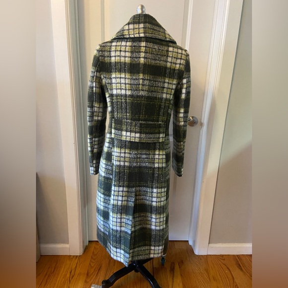 Bernardo Plaid Coat - Picture 5 of 7